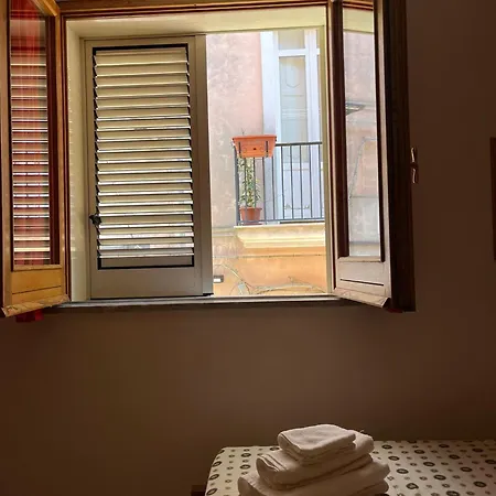 Normanni 28 - Private And Bed & Breakfast Campagna